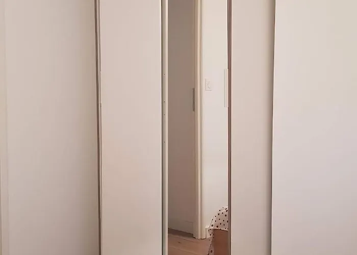 Apartament Le Fleuryterre - Grand 2 Pieces Avec Terrasse *